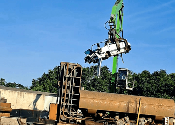 Le Dain Recyclage Ferrailleur Pres De Quimper NOS ACTUALITES ENLEVEMENT D EPAVE