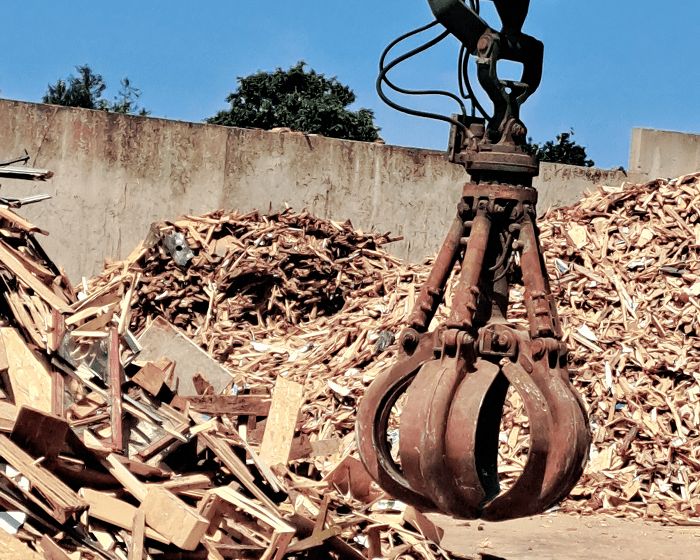 Le Dain Recyclage Ferrailleur Pres De Quimper NOS PRESTATIONS DECHETS INDUCTRIELS